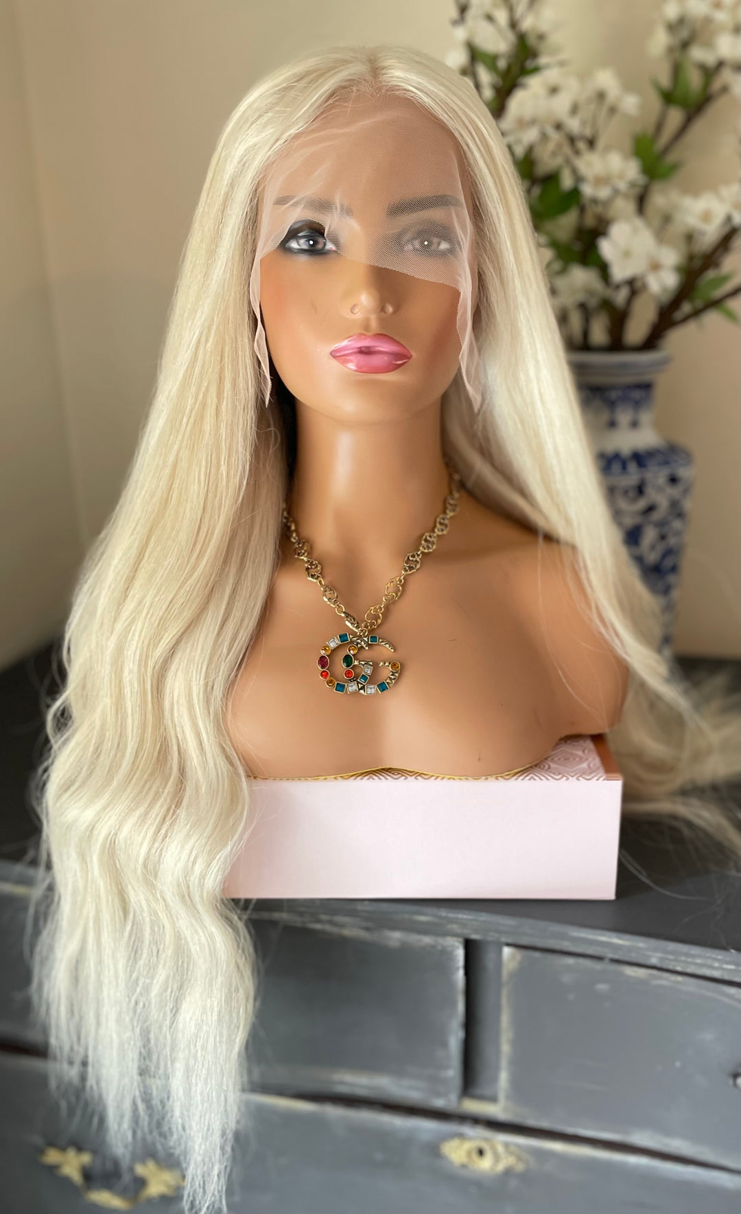 SUZY - Platinum Blonde Wig - HD Lace Front